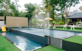 Natural Park Resort De Wang Thong